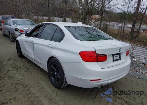 2015 BMW 320I z USA, uszkodzony, nr VIN WBA3B1C56FK140553